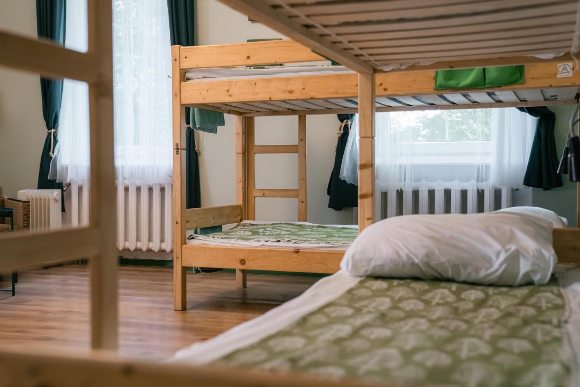 DOWNTOWN FOREST HOSTEL & CAMPING ВИЛЬНЮС 2* (Литва) - от 1210 RUB | NOCHI